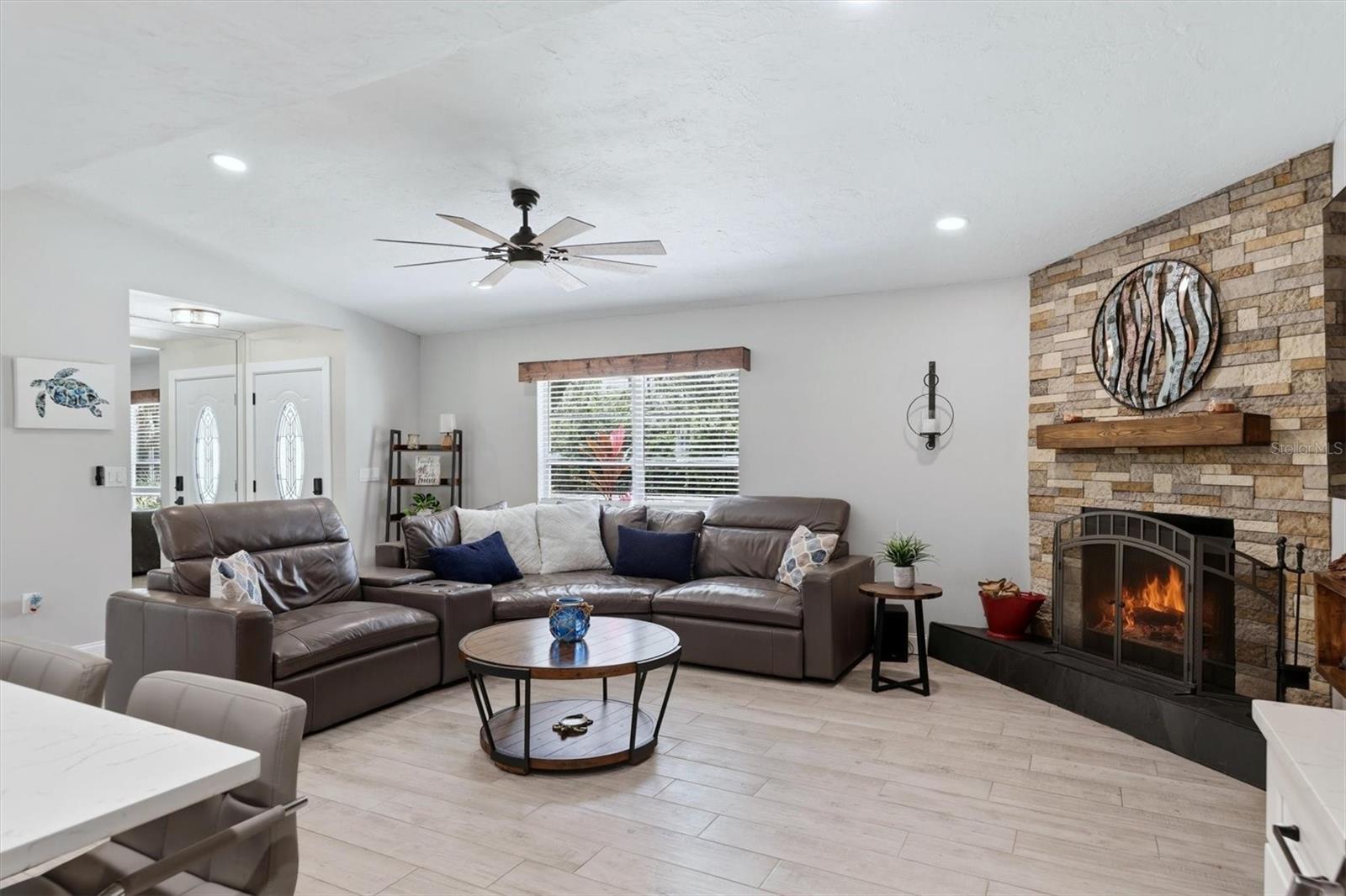 1417 70TH STREET CT E, BRADENTON, FL, 34208