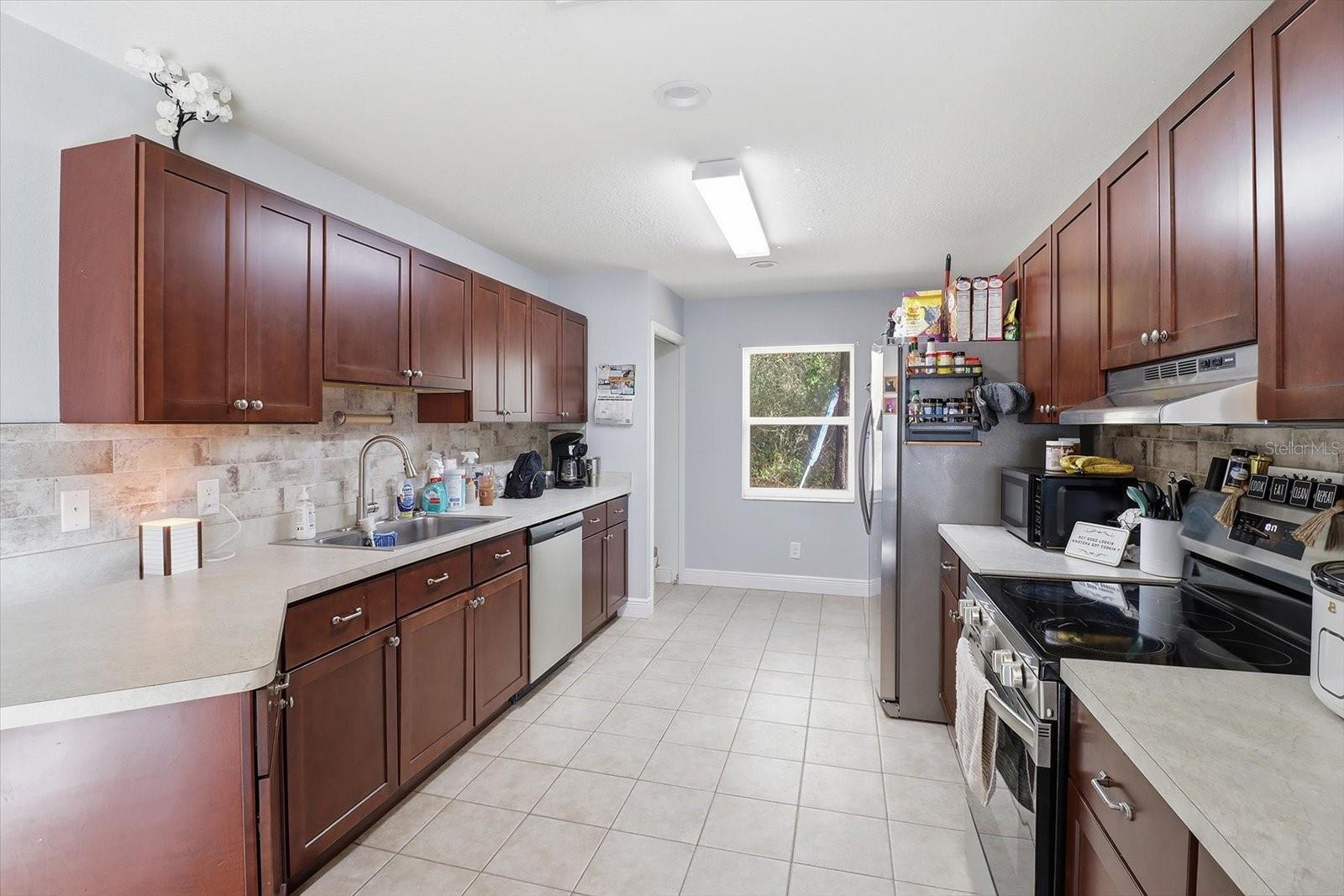 786 N DUGAN AVE, INVERNESS, FL, 34453