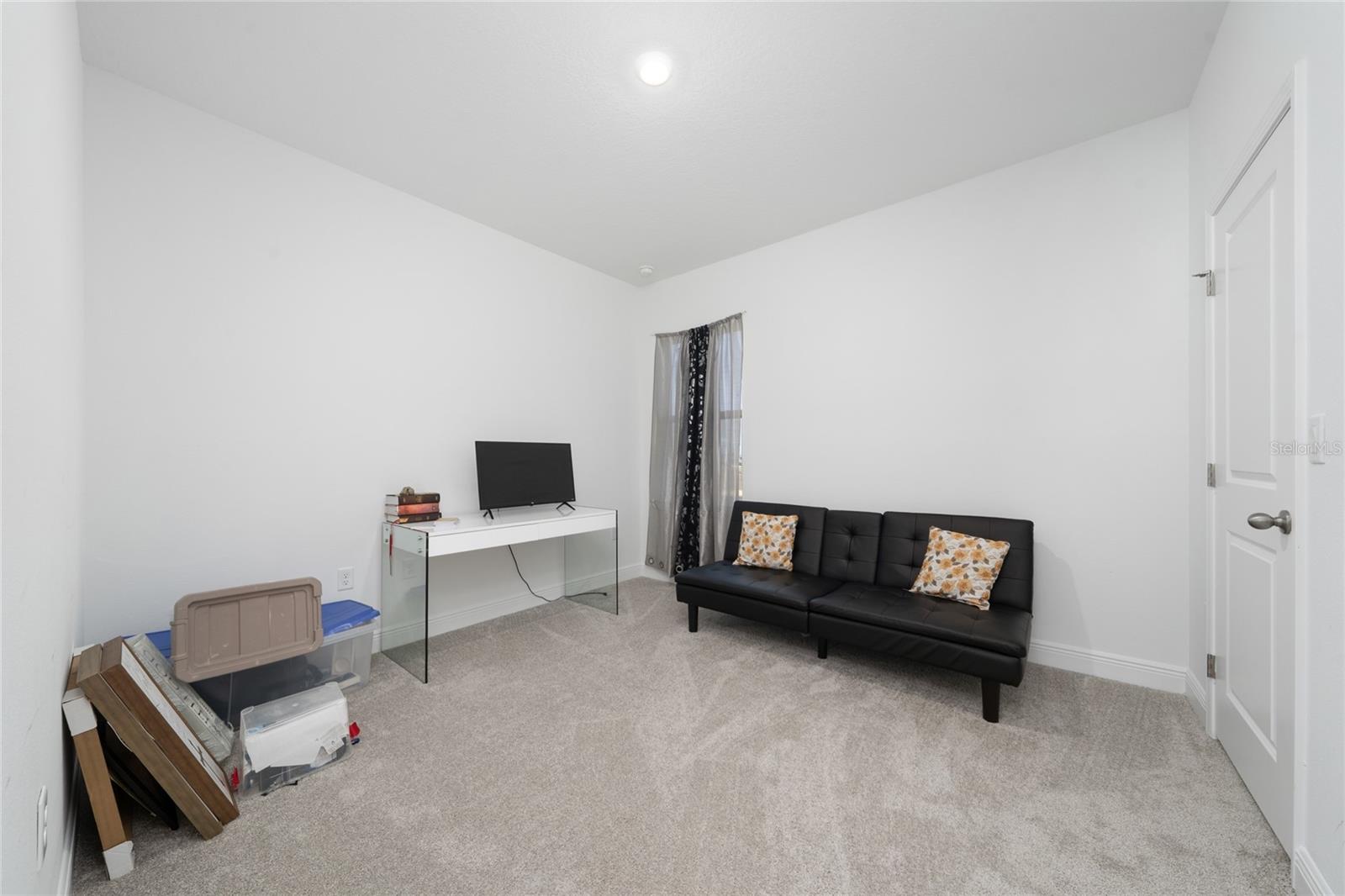 2040 SUNSHINE PEAK DR, MINNEOLA, FL, 34715