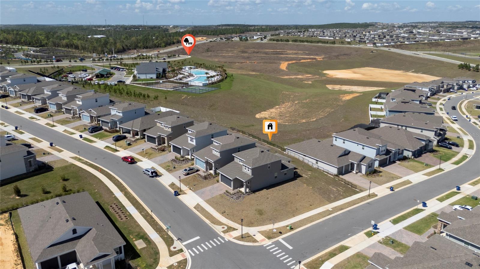 2040 SUNSHINE PEAK DR, MINNEOLA, FL, 34715