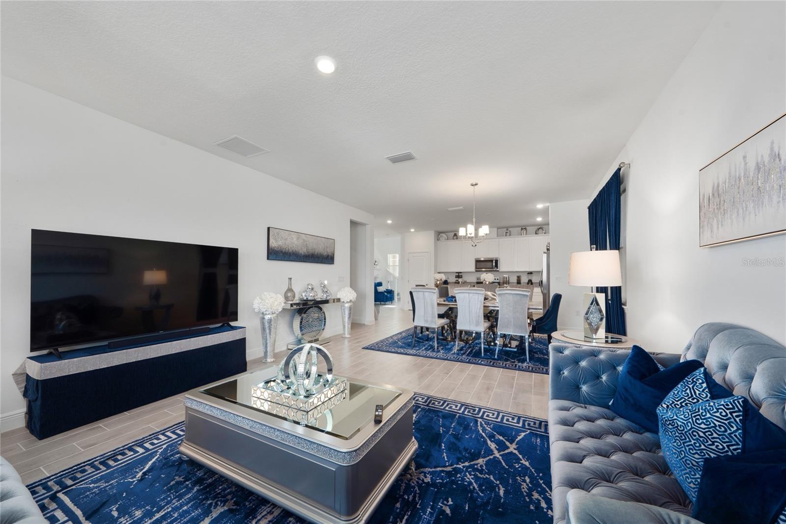 2040 SUNSHINE PEAK DR, MINNEOLA, FL, 34715