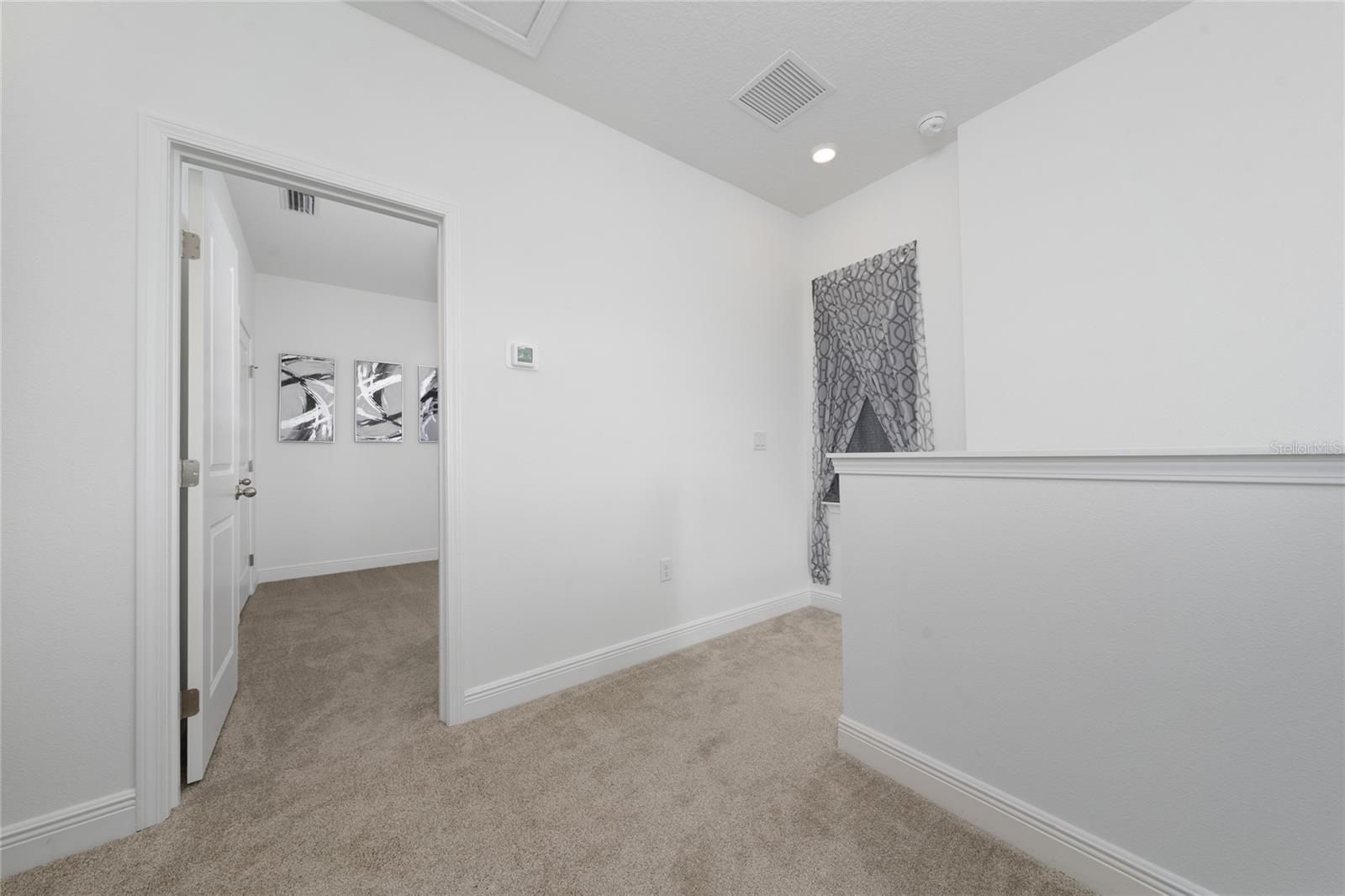 2040 SUNSHINE PEAK DR, MINNEOLA, FL, 34715
