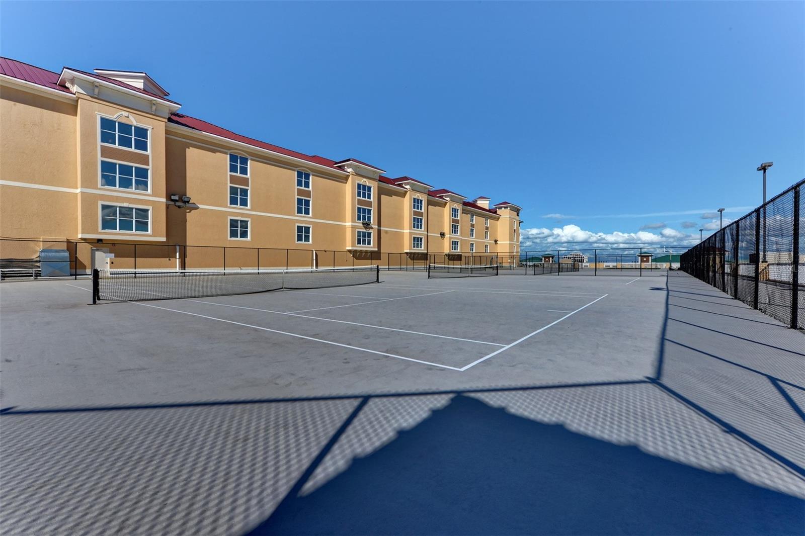 808 3RD AVE W #701, BRADENTON, FL, 34205