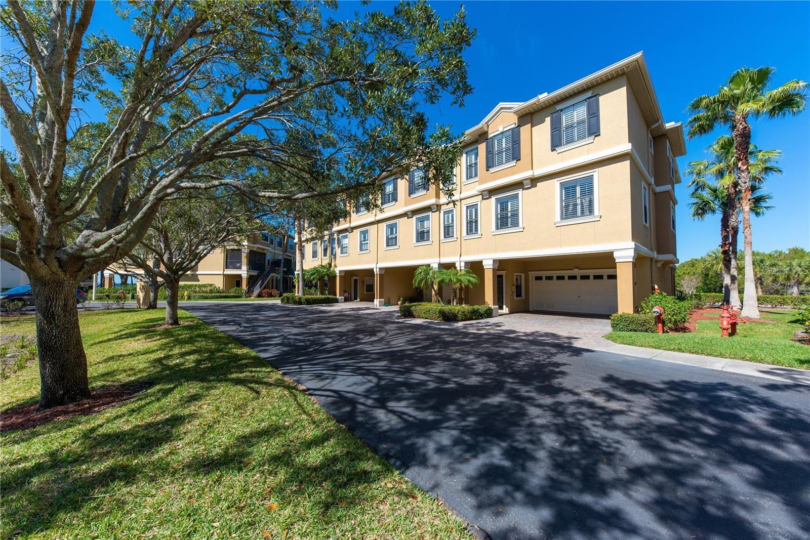 592 BELLA LOOP, DUNEDIN, FL, 34698