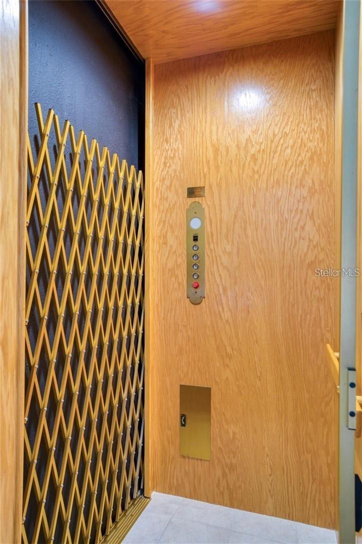 592 BELLA LOOP, DUNEDIN, FL, 34698