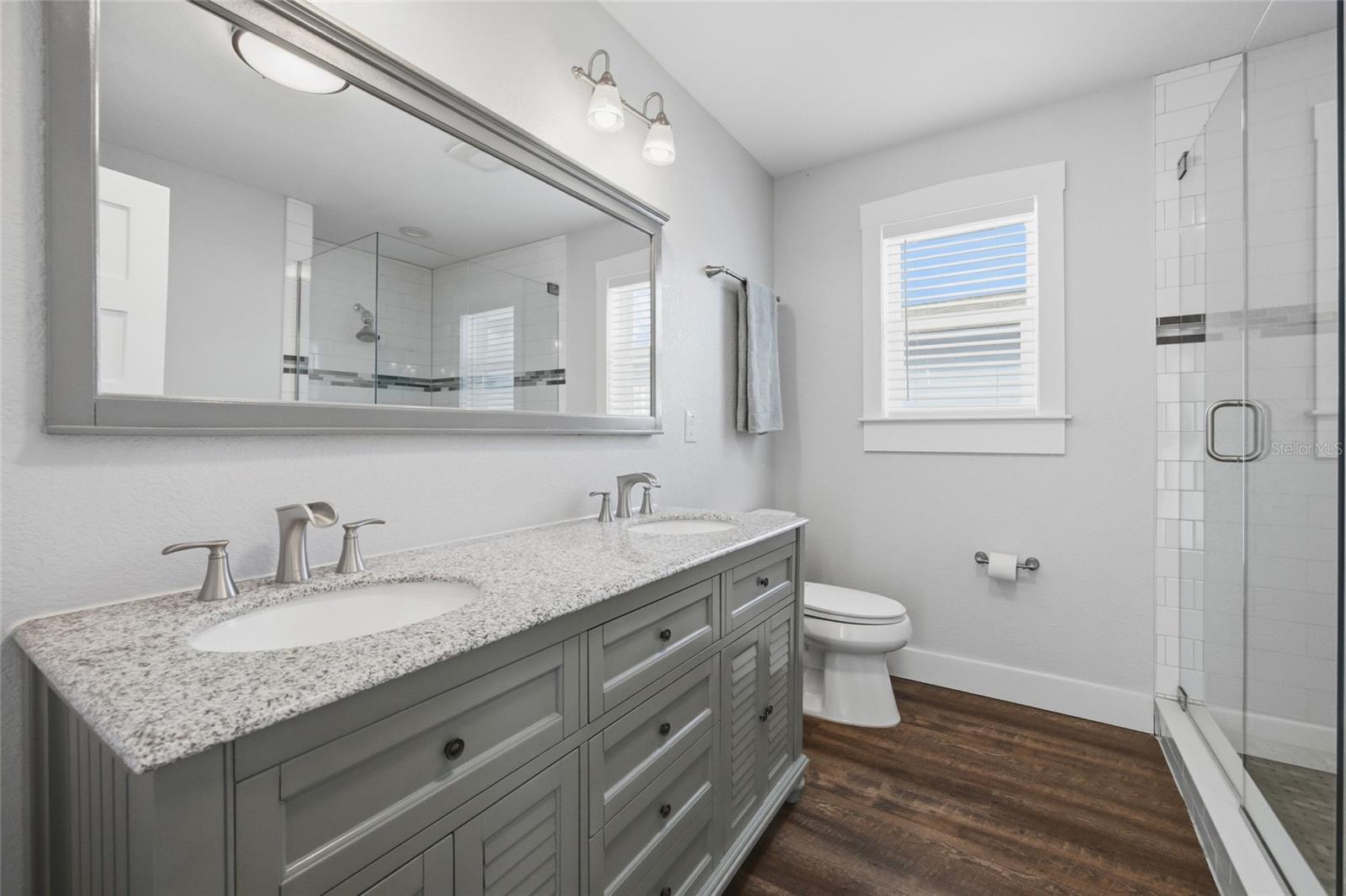 106 W CREST AVE, TAMPA, FL, 33603