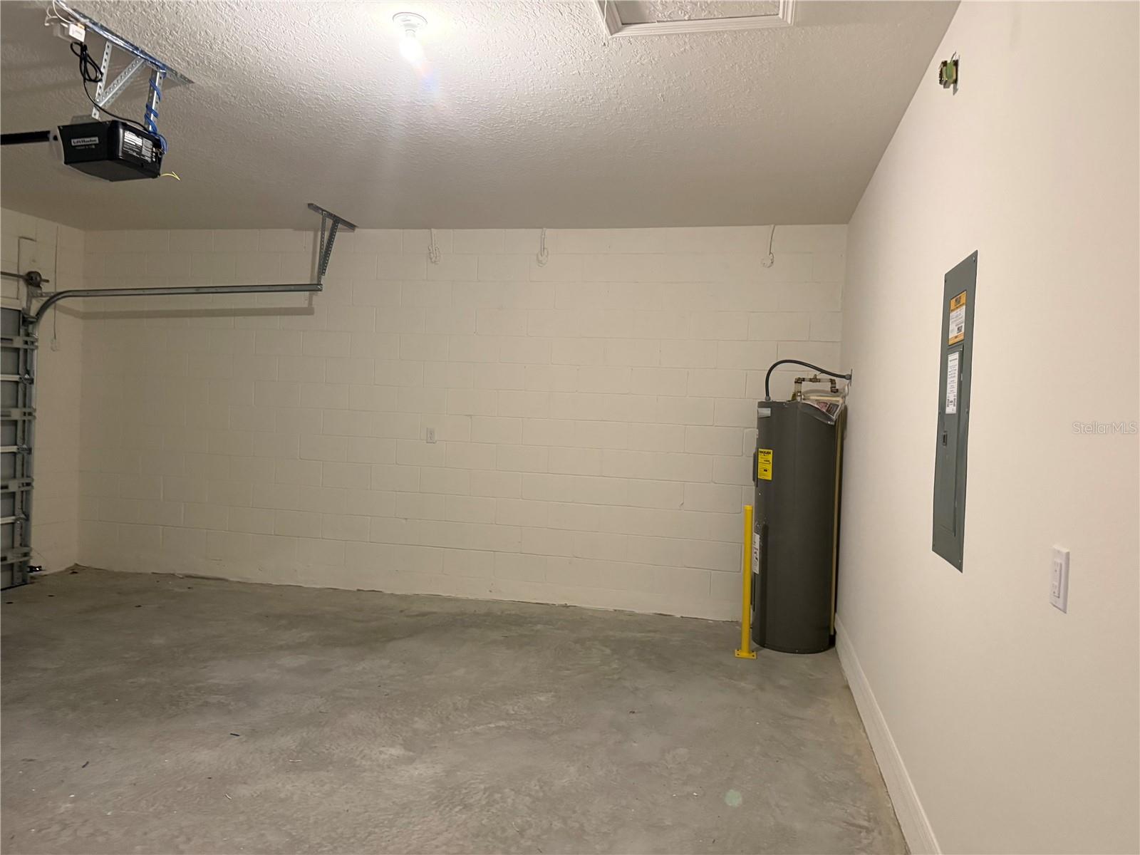 1043 MORFONTAINE ST, DAYTONA BEACH, FL, 32124