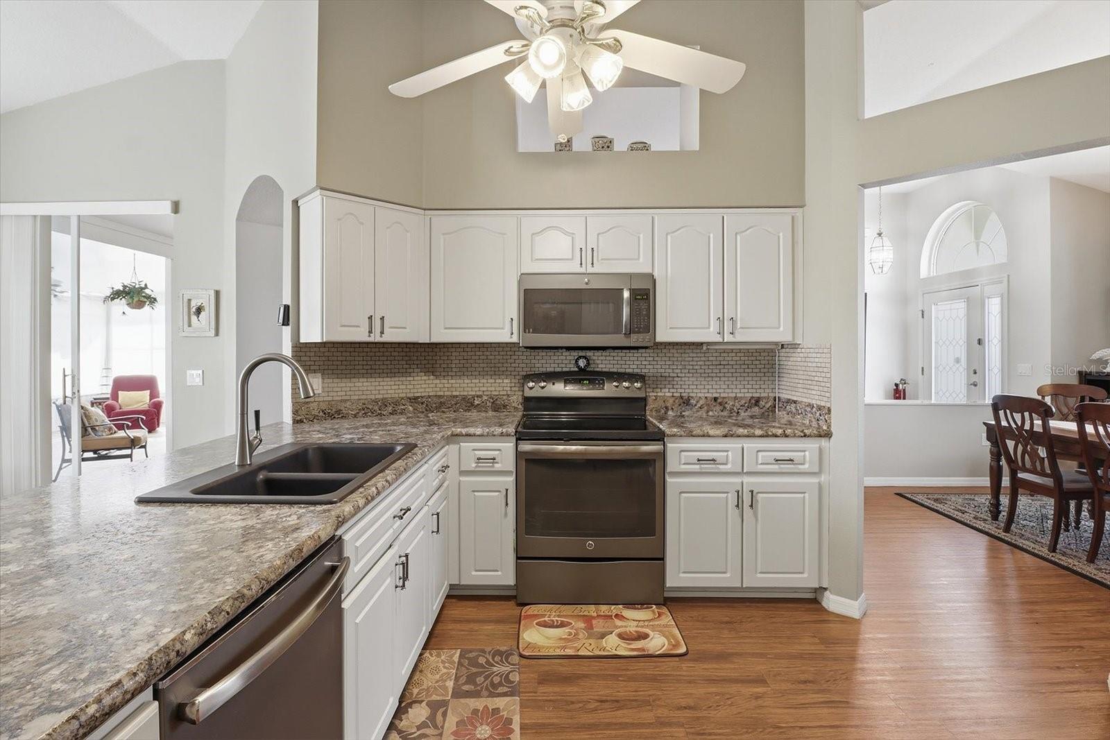 188 W ROMANY LOOP, BEVERLY HILLS, FL, 34465