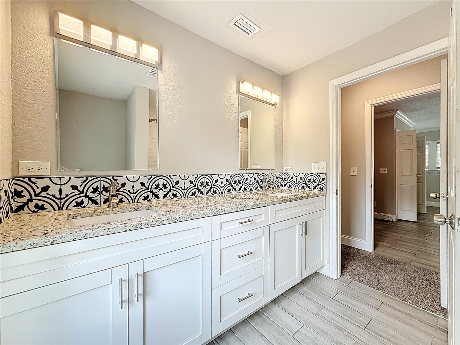 705 N PENNSYLVANIA AVE, PLANT CITY, FL, 33563