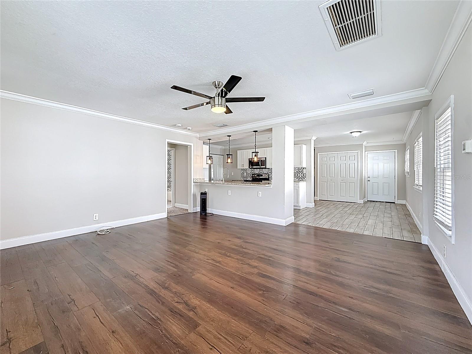 705 N PENNSYLVANIA AVE, PLANT CITY, FL, 33563