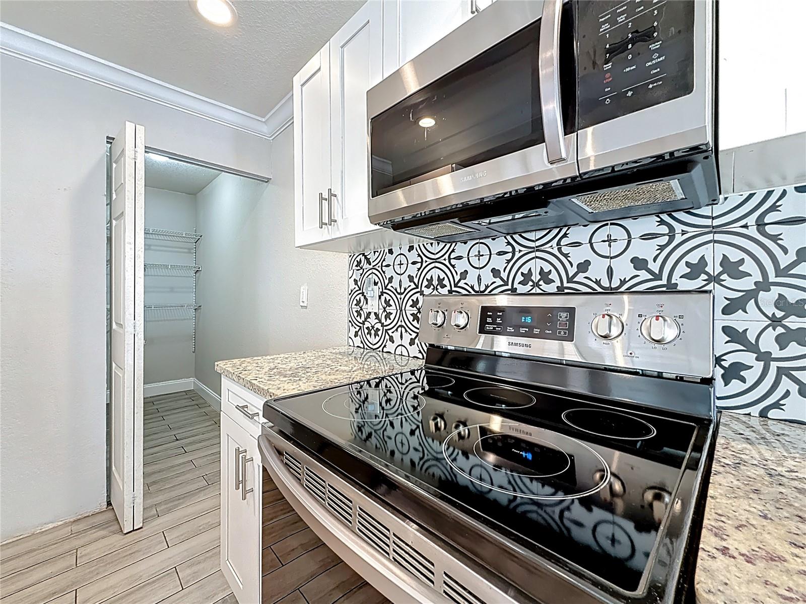 705 N PENNSYLVANIA AVE, PLANT CITY, FL, 33563