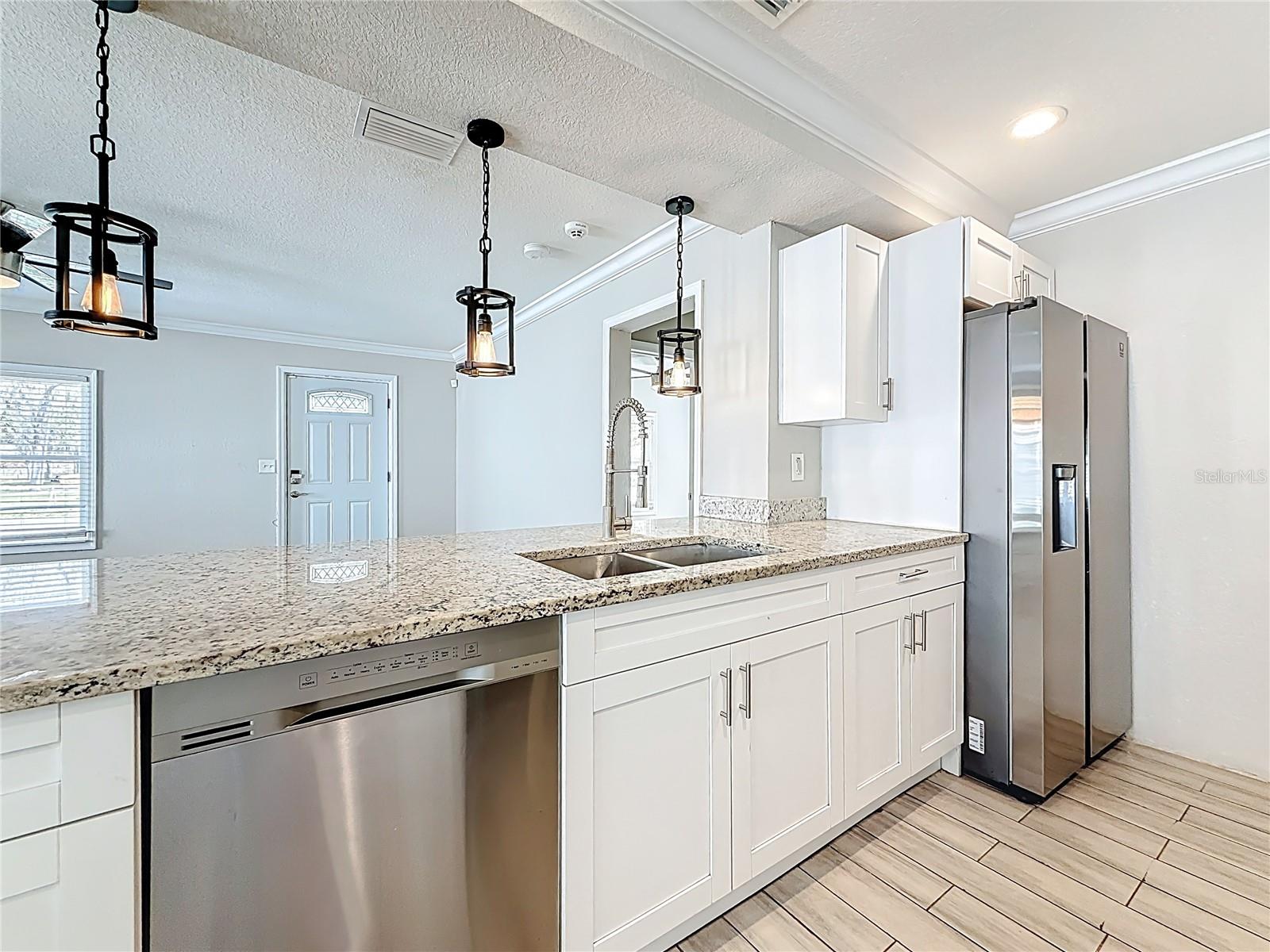 705 N PENNSYLVANIA AVE, PLANT CITY, FL, 33563