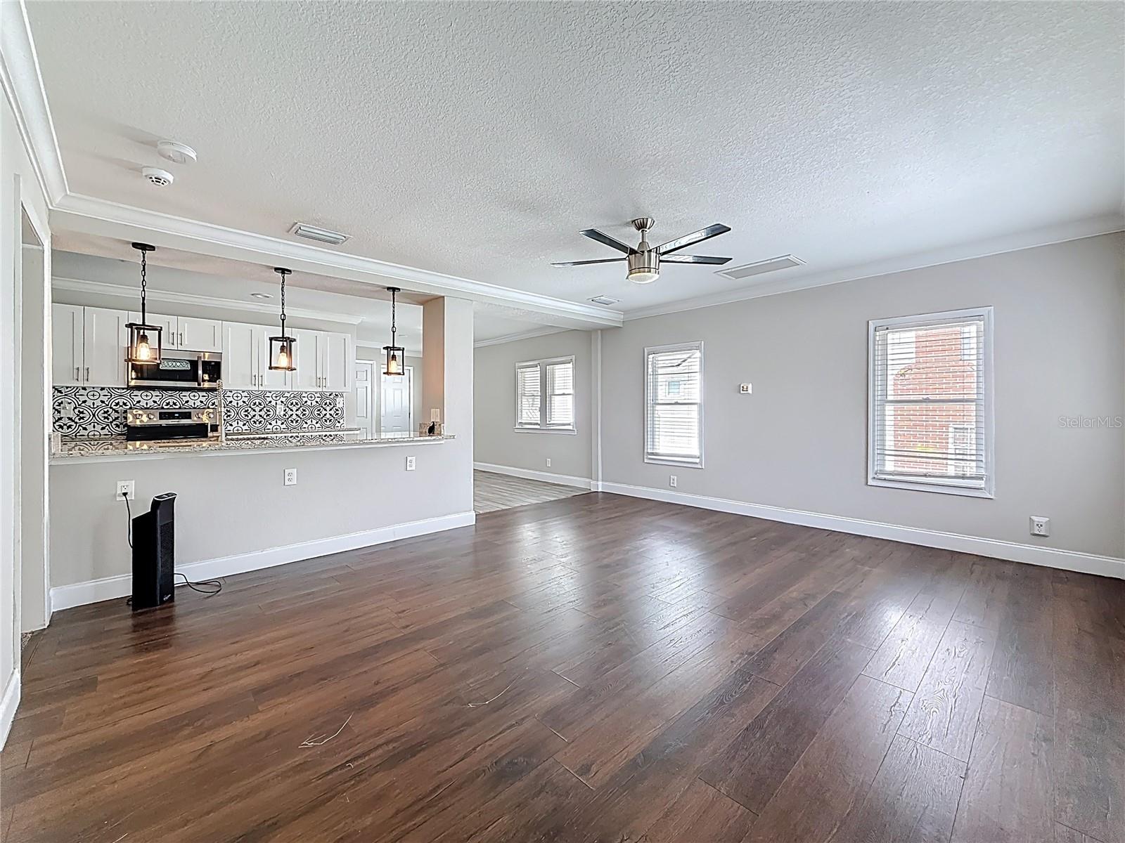 705 N PENNSYLVANIA AVE, PLANT CITY, FL, 33563