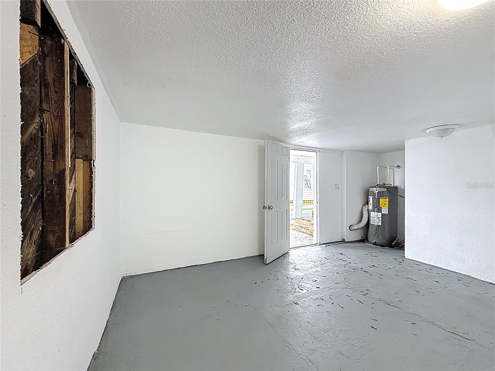 705 N PENNSYLVANIA AVE, PLANT CITY, FL, 33563