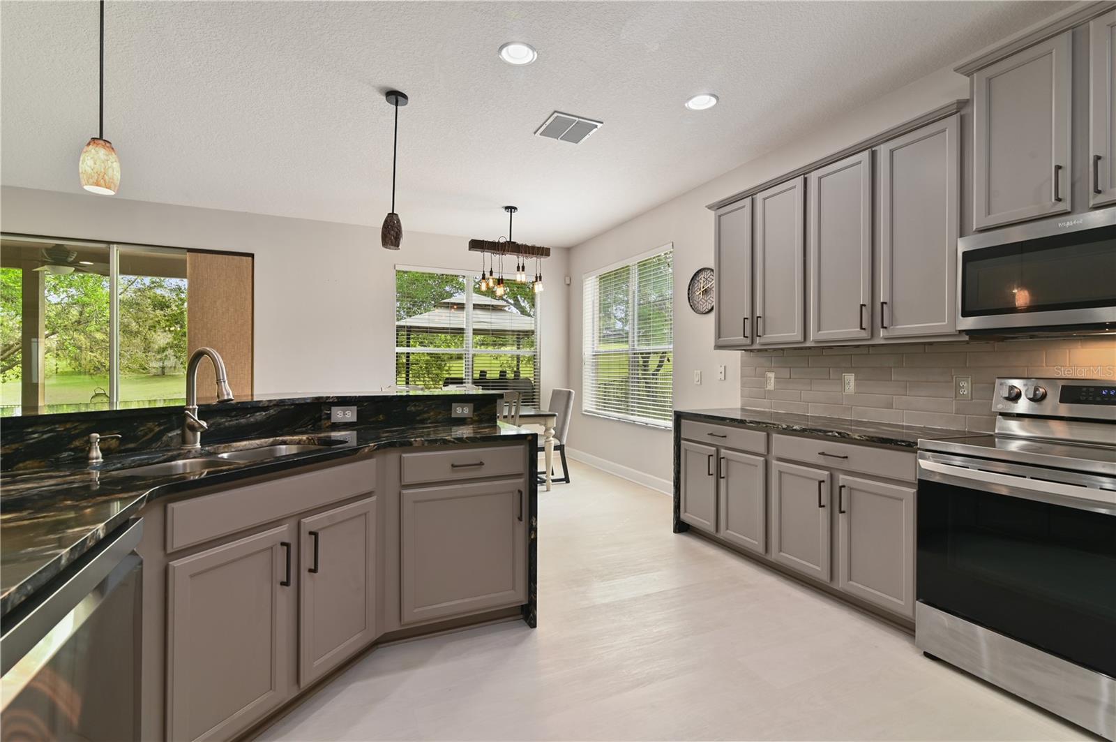 1037 TRUFFLES CT., APOPKA, FL, 32712