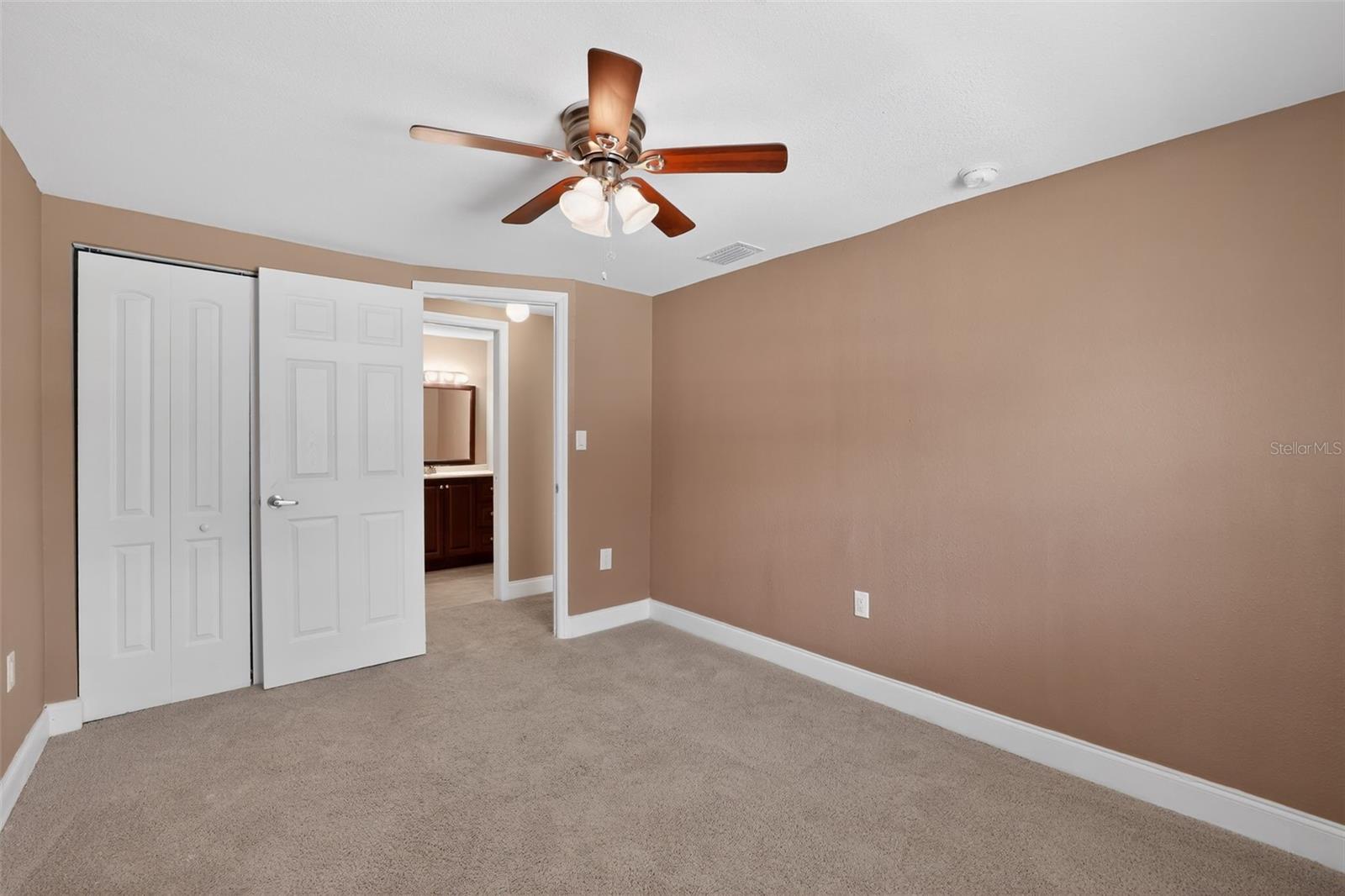 3302 RIVER COVE DR, TAMPA, FL, 33614