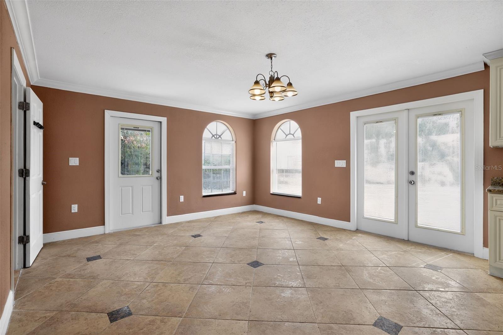 3302 RIVER COVE DR, TAMPA, FL, 33614