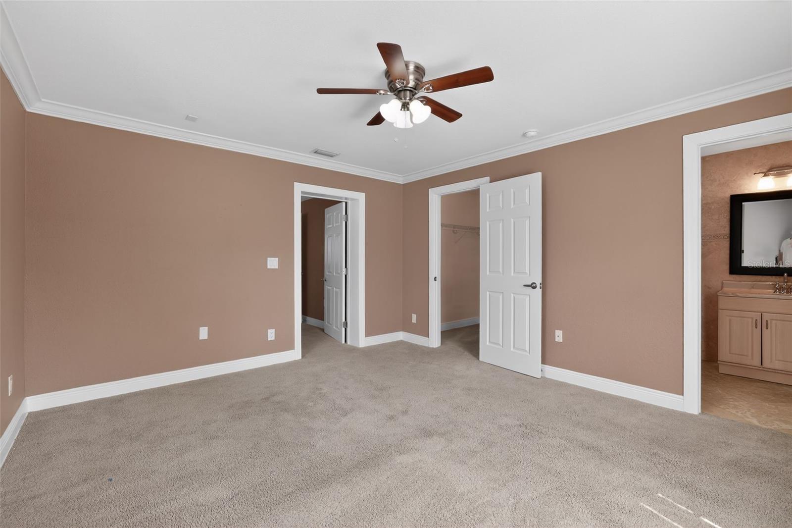 3302 RIVER COVE DR, TAMPA, FL, 33614