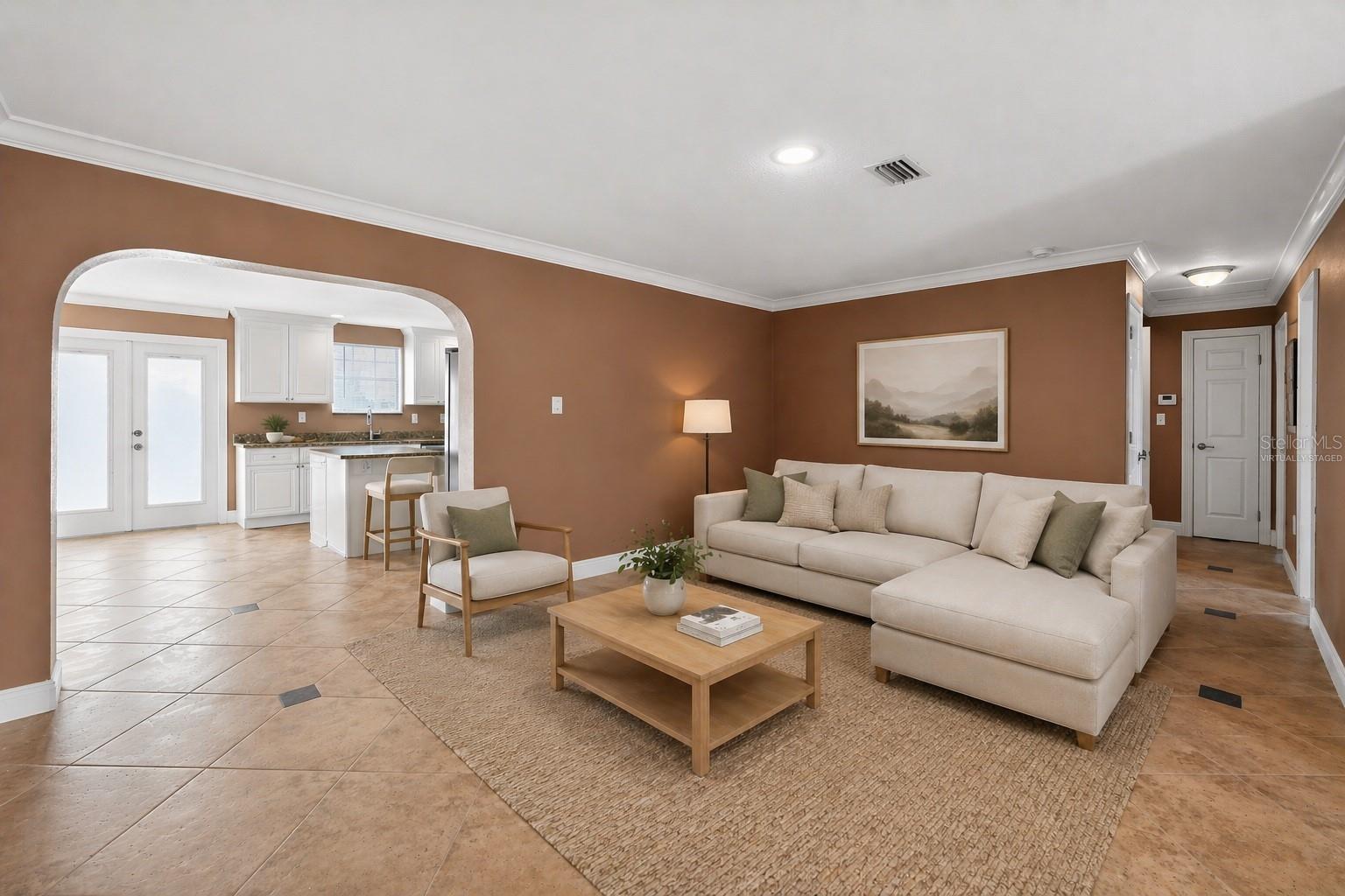 3302 RIVER COVE DR, TAMPA, FL, 33614