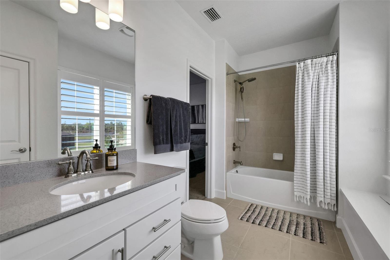 6226 W FALLSGROVE LN, PORT ORANGE, FL, 32128