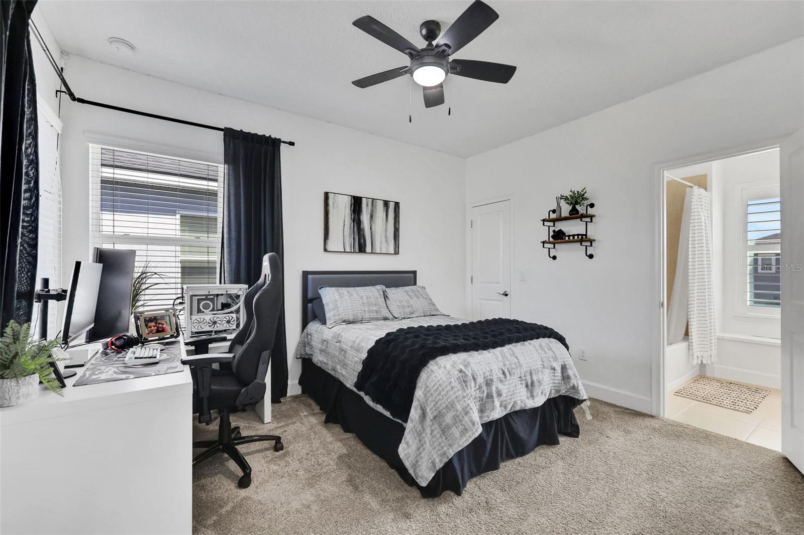 6226 W FALLSGROVE LN, PORT ORANGE, FL, 32128
