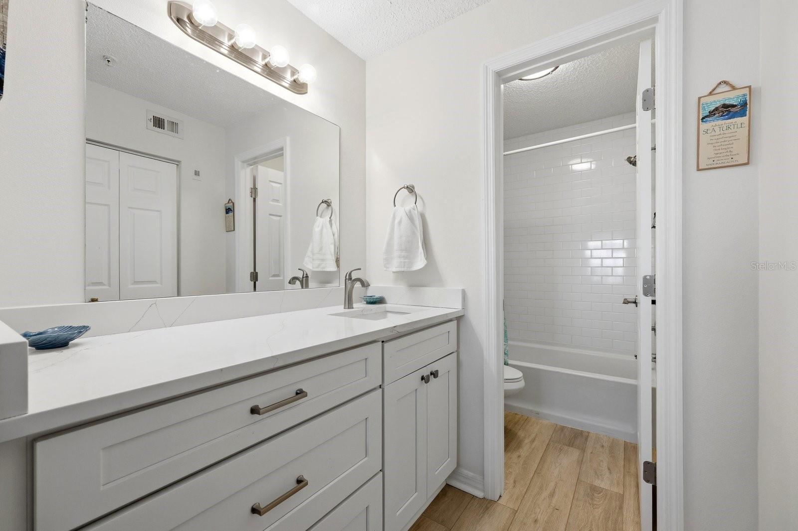 2400 FEATHER SOUND DR #1424, CLEARWATER, FL, 33762