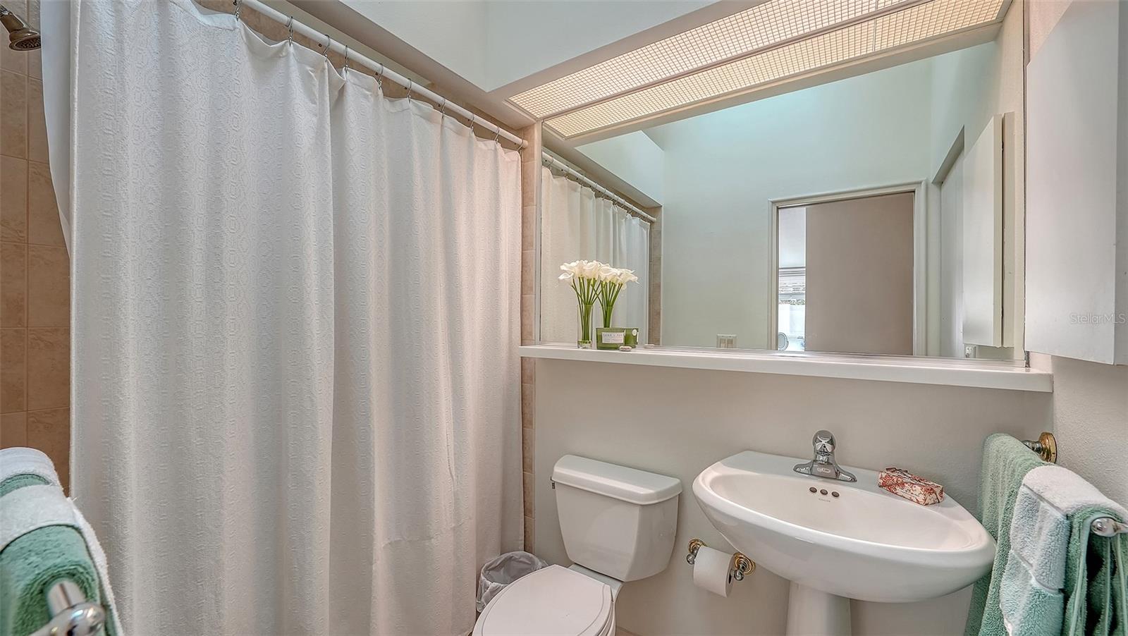 200 COCOANUT AVE #4, SARASOTA, FL, 34236