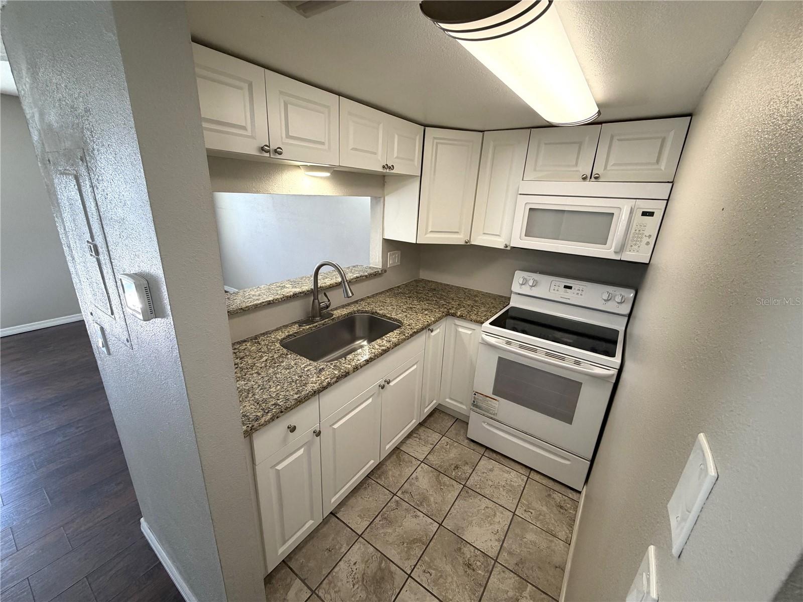 7113 E BANK DR #7113, TAMPA, FL, 33617