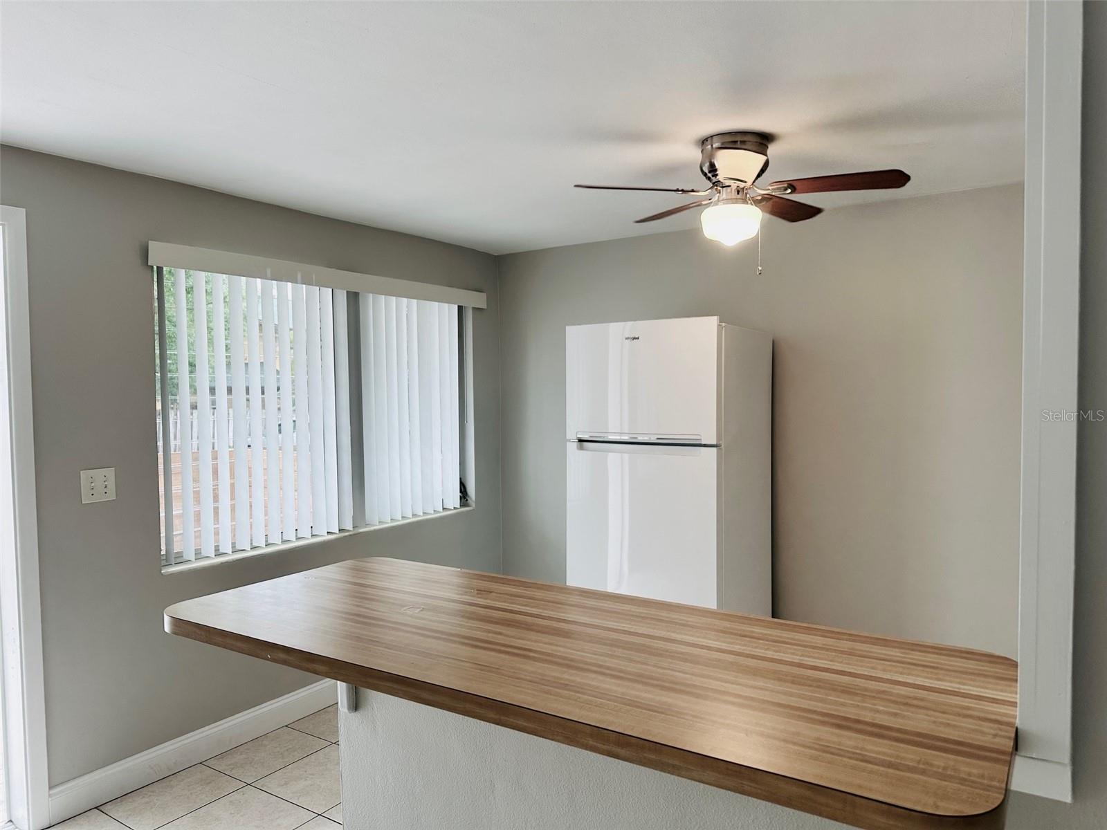 2035 EDGEWATER DR #9, CLEARWATER, FL, 33755