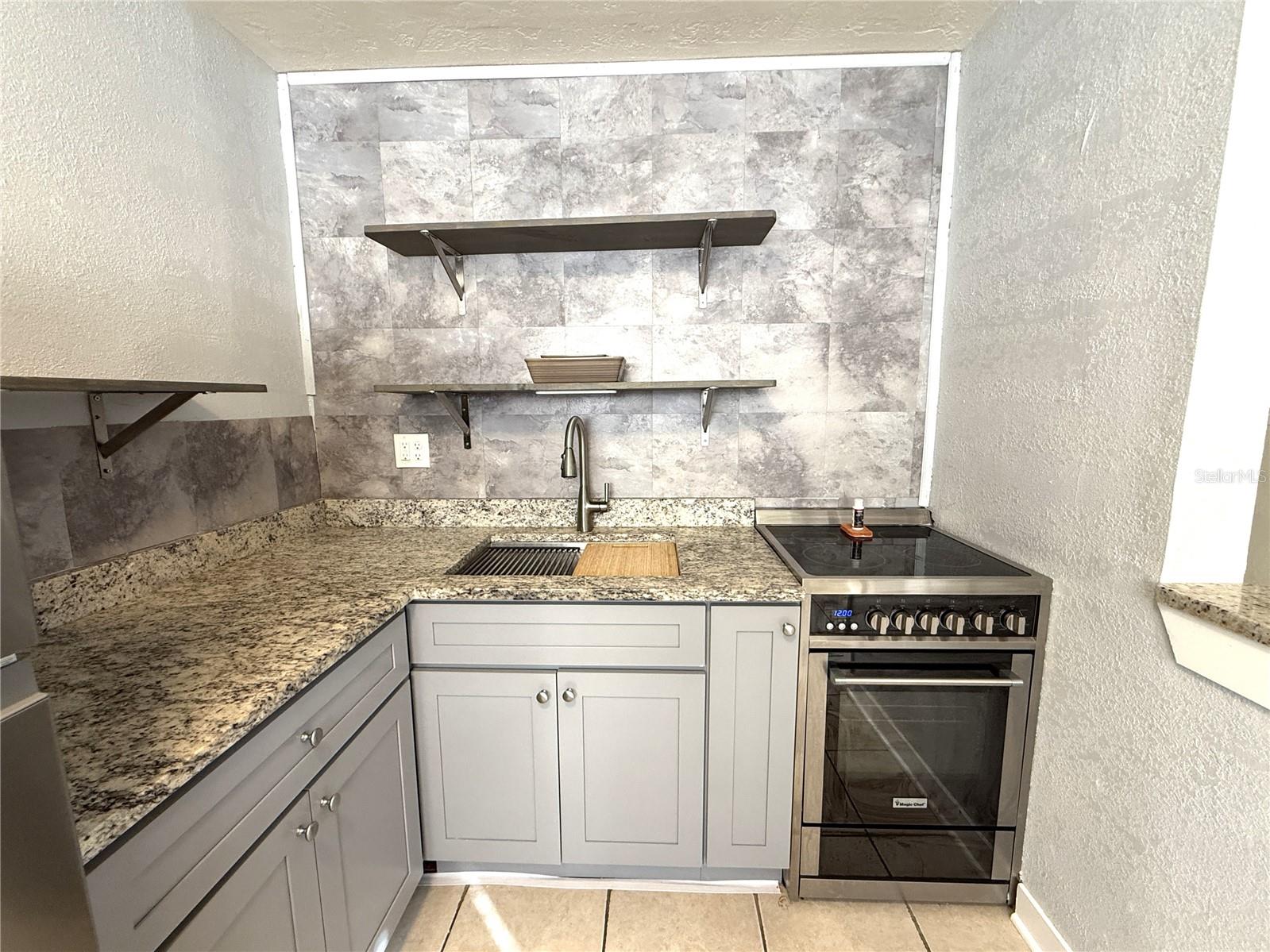 12127 GULF BLVD #5, TREASURE ISLAND, FL, 33706