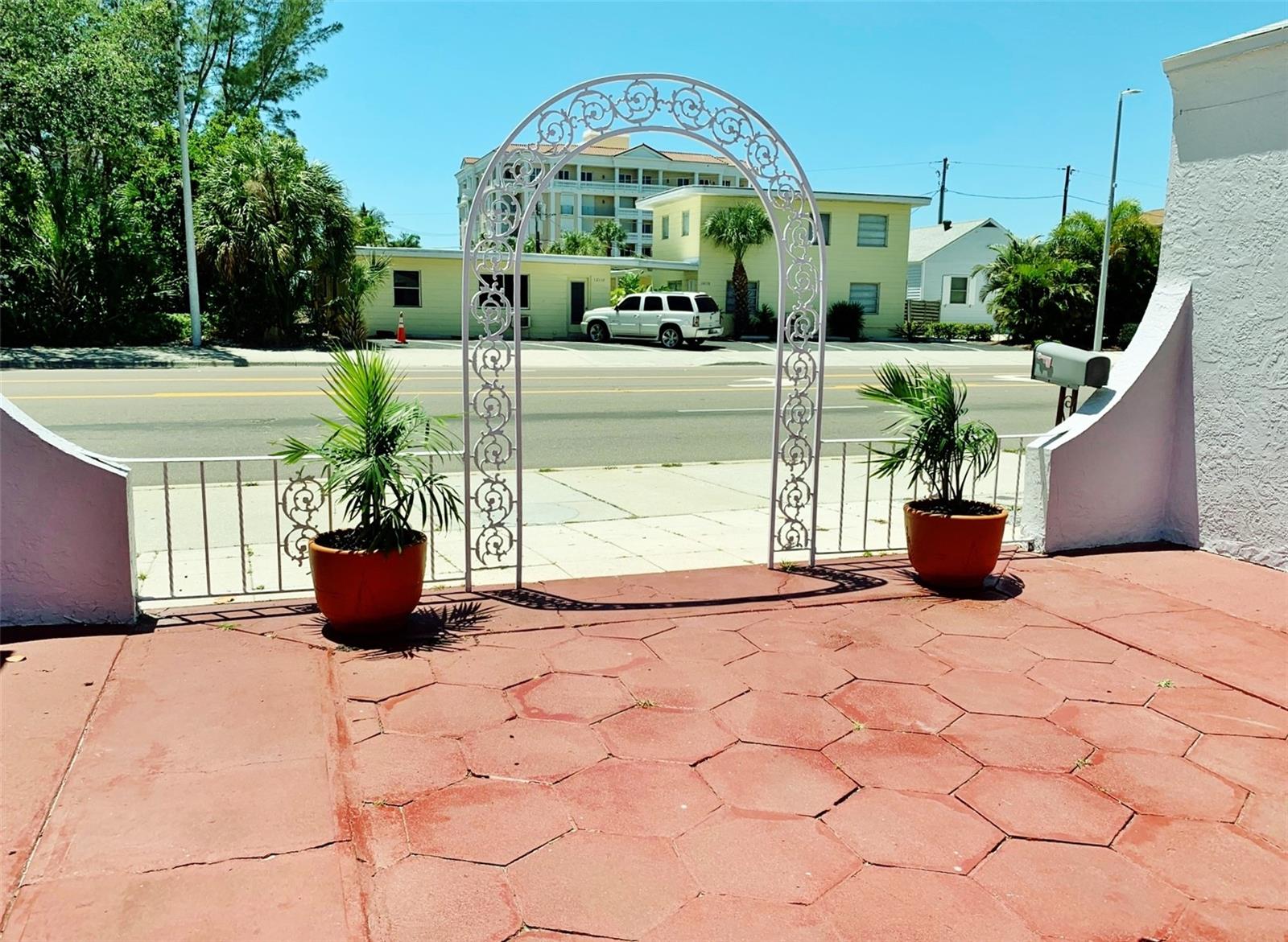 12127 GULF BLVD #5, TREASURE ISLAND, FL, 33706