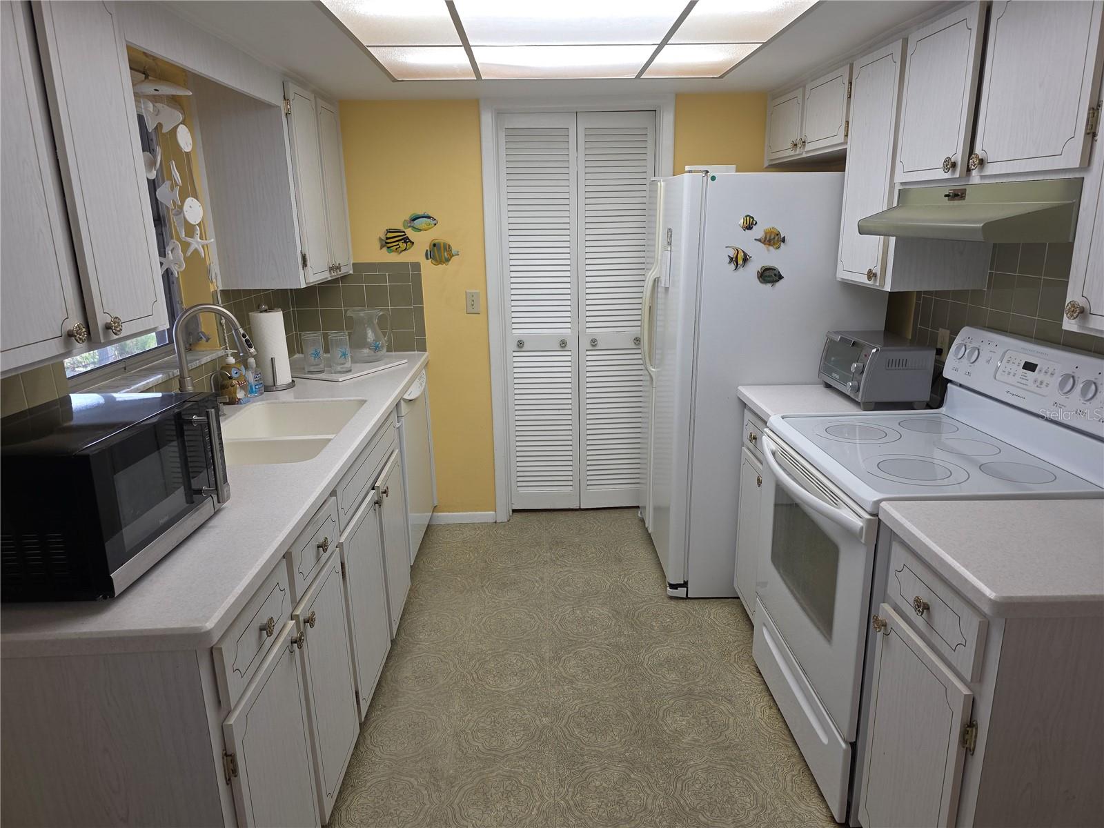 7207 ASHWOOD DR, PORT RICHEY, FL, 34668