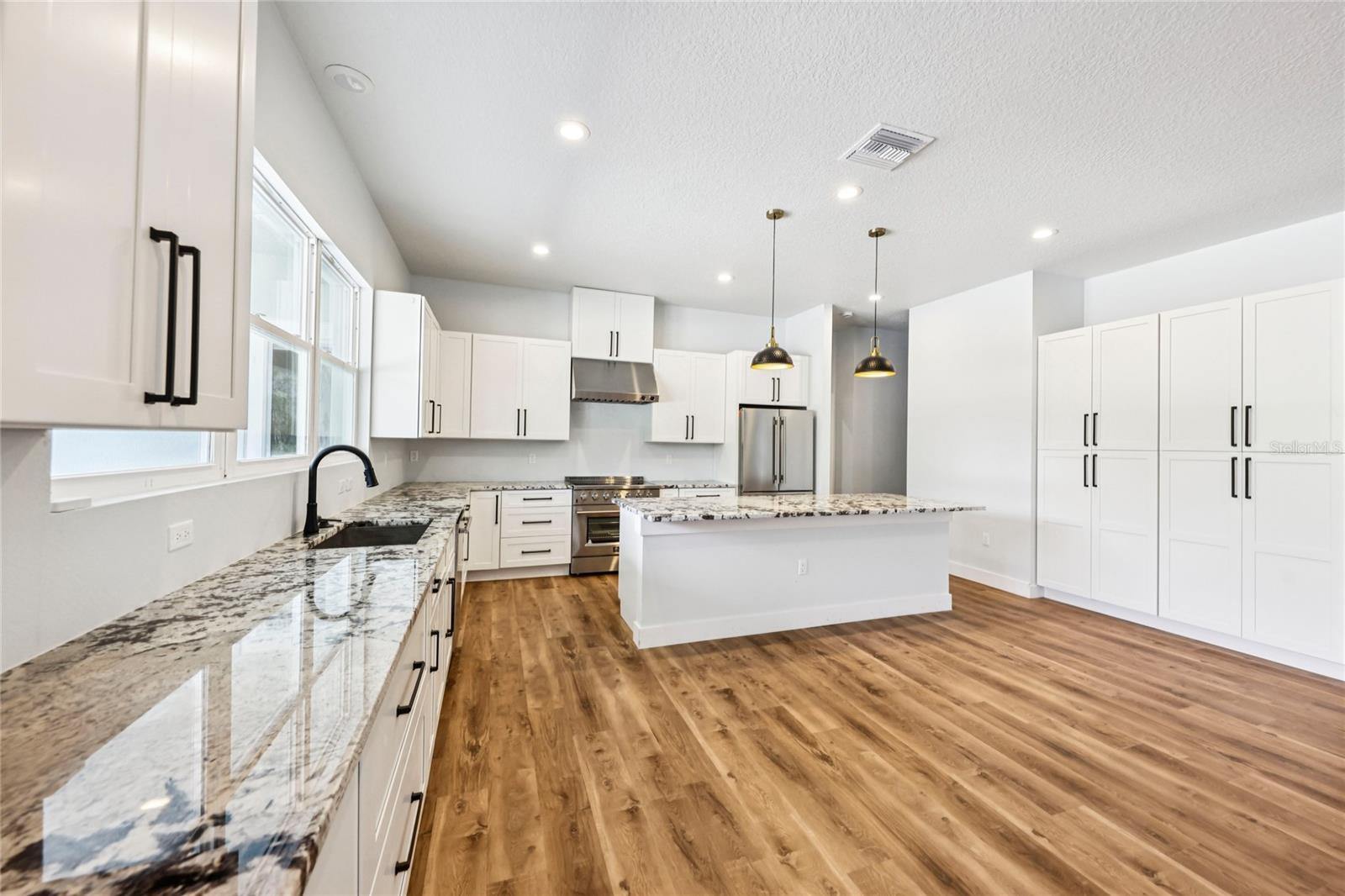 1623 MAGNOLIA AVE, DELAND, FL, 32724