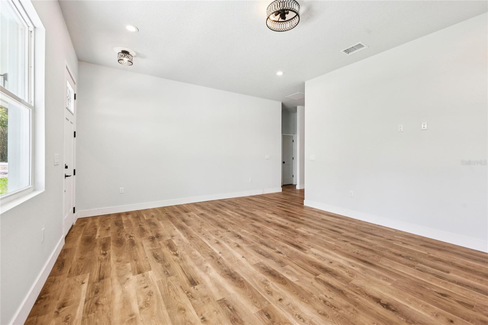 1623 MAGNOLIA AVE, DELAND, FL, 32724