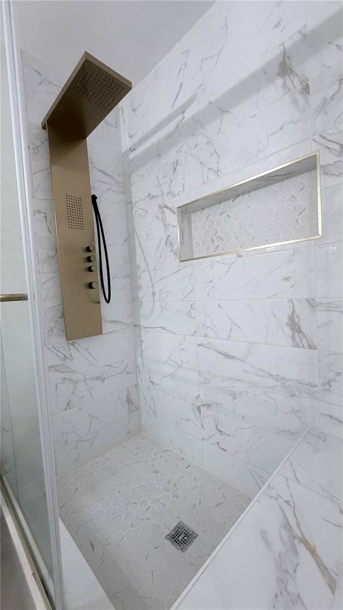 1637 MYRTLE LAKE AVE, FRUITLAND PARK, FL, 34731