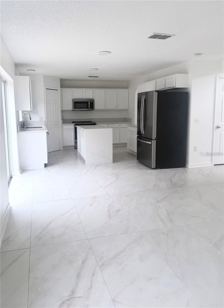 1637 MYRTLE LAKE AVE, FRUITLAND PARK, FL, 34731