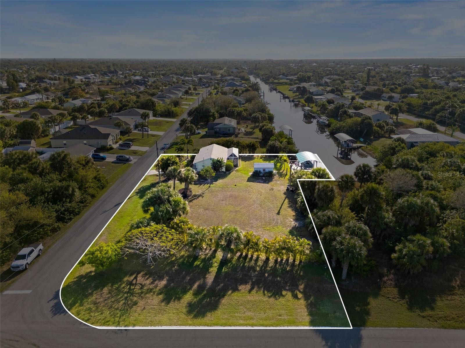 18234 AVONSDALE CIR, PORT CHARLOTTE, FL, 33948