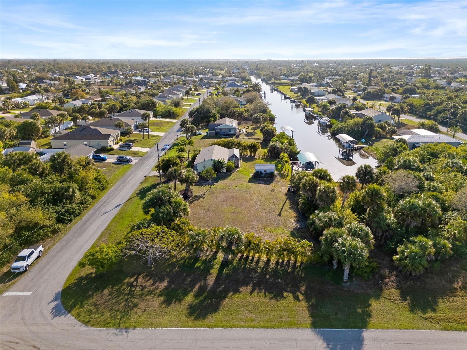 18234 AVONSDALE CIR, PORT CHARLOTTE, FL, 33948