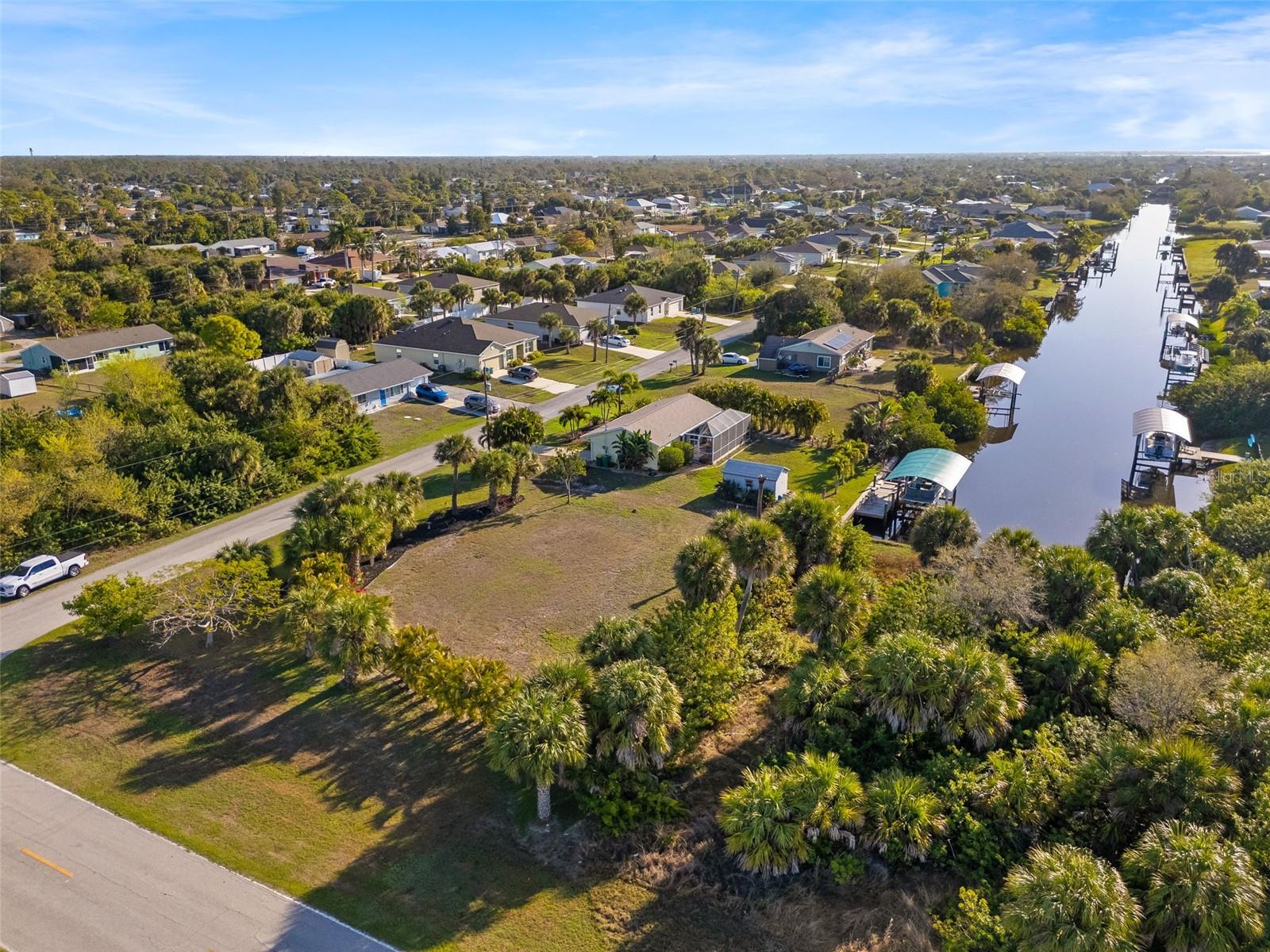 18234 AVONSDALE CIR, PORT CHARLOTTE, FL, 33948
