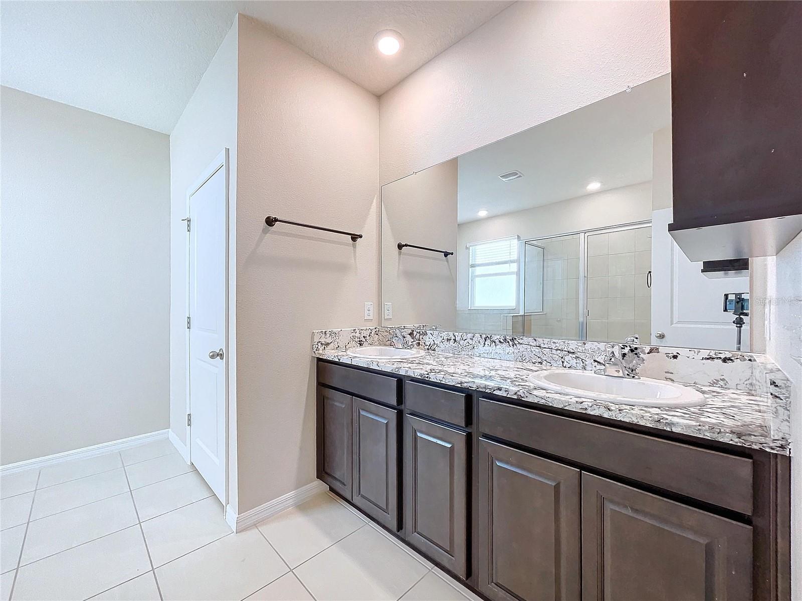 8341 BOWER BASS CIR, WESLEY CHAPEL, FL, 33545