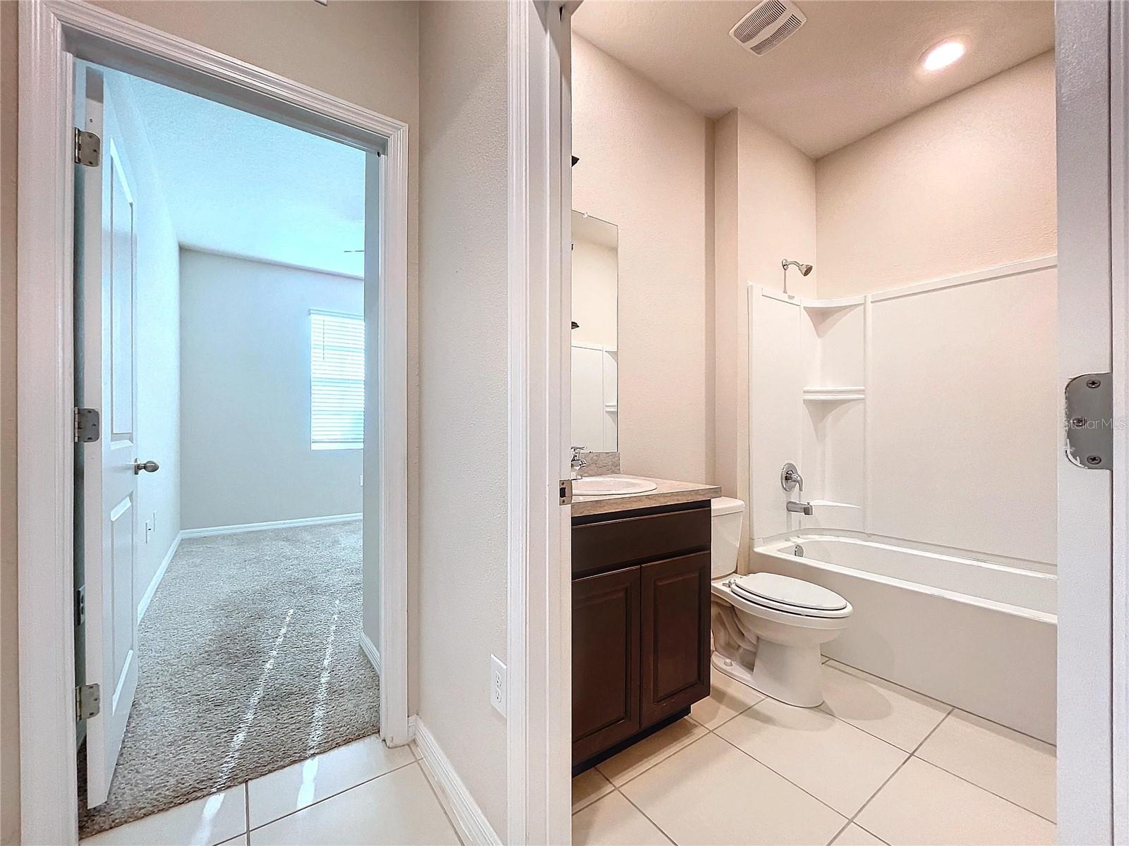 8341 BOWER BASS CIR, WESLEY CHAPEL, FL, 33545