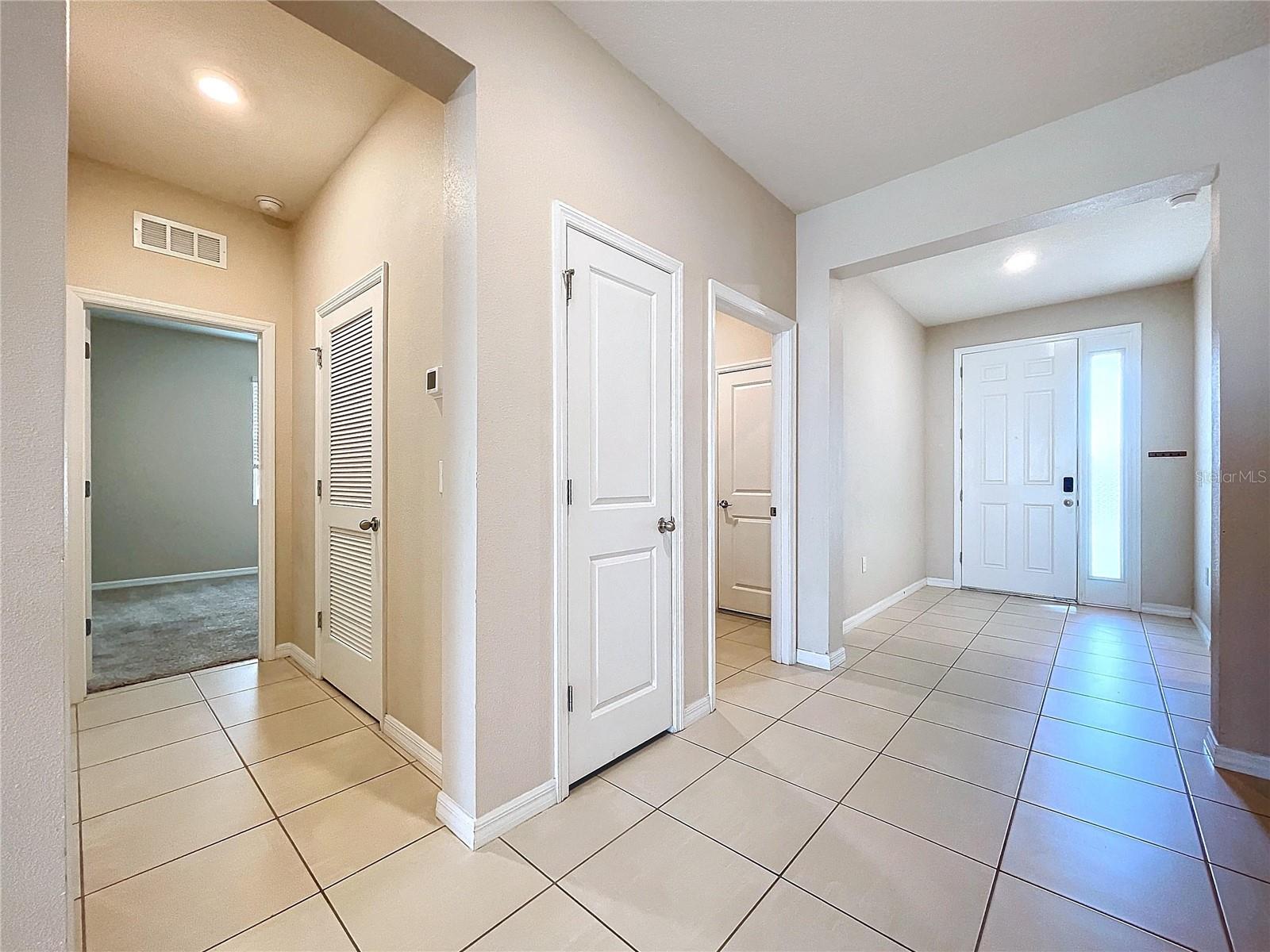 8341 BOWER BASS CIR, WESLEY CHAPEL, FL, 33545