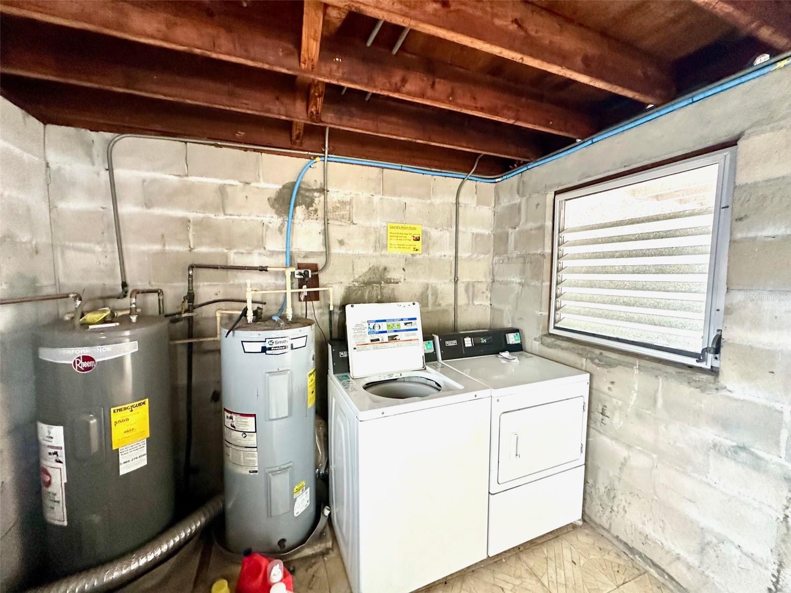 2035 EDGEWATER DR #10, CLEARWATER, FL, 33755