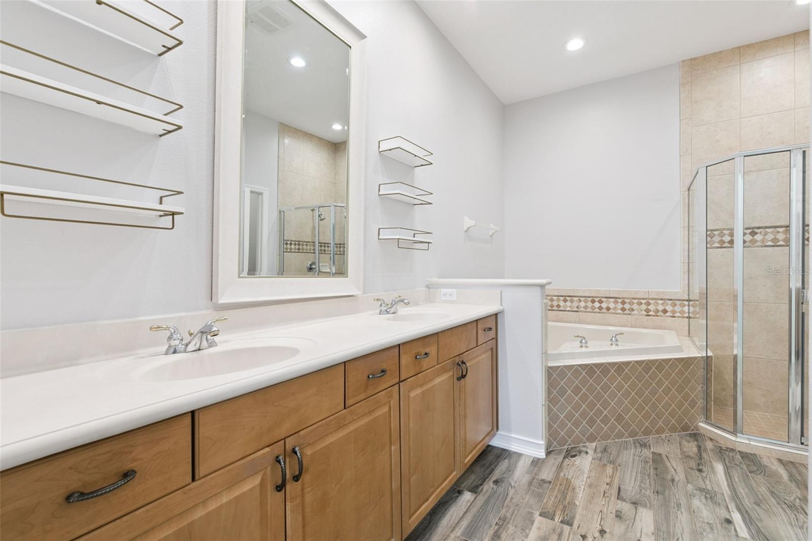 8760 THE ESPLANADE #51, ORLANDO, FL, 32836