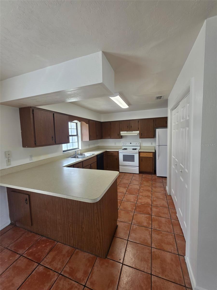 4250 NE 2ND CT, OCALA, FL, 34479