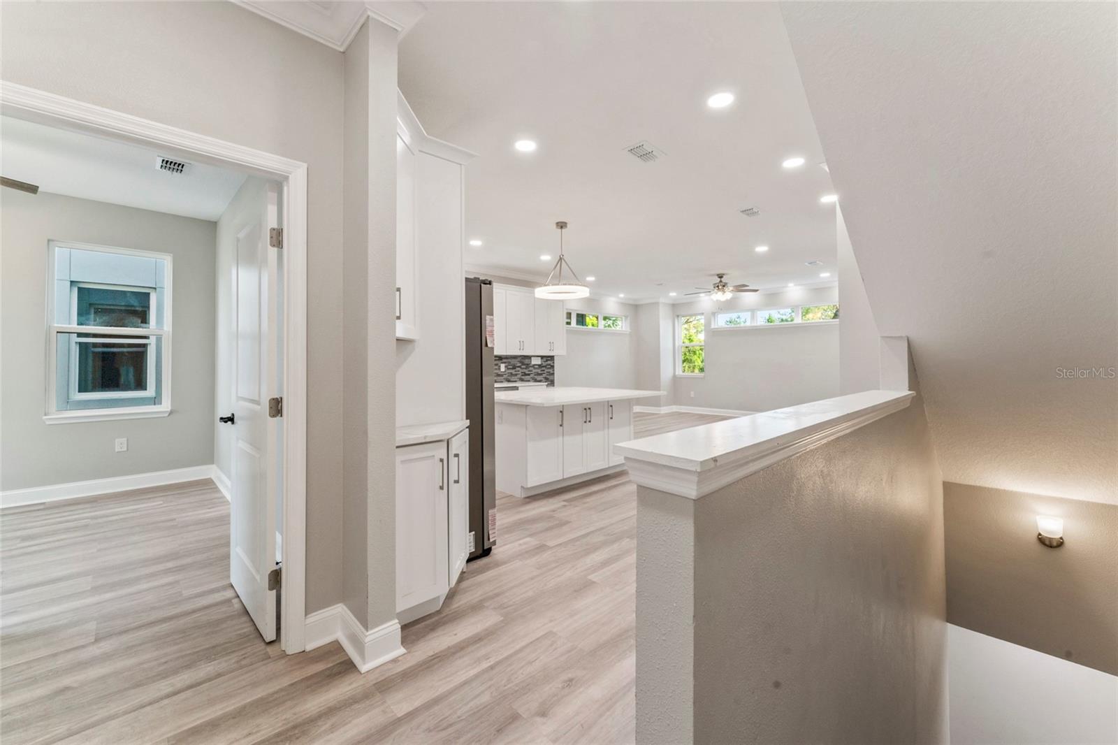 809 W LINEBAUGH AVE #1B, TAMPA, FL, 33612