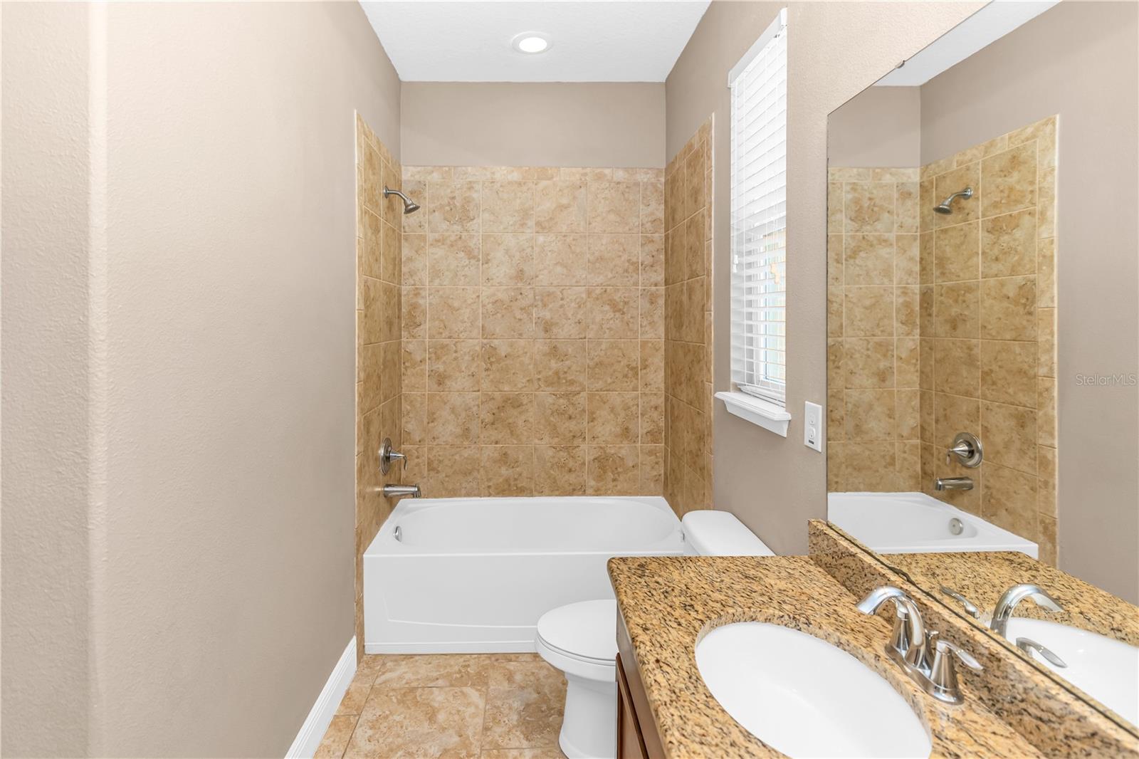 335 RIVER VALE LN, ORMOND BEACH, FL, 32174