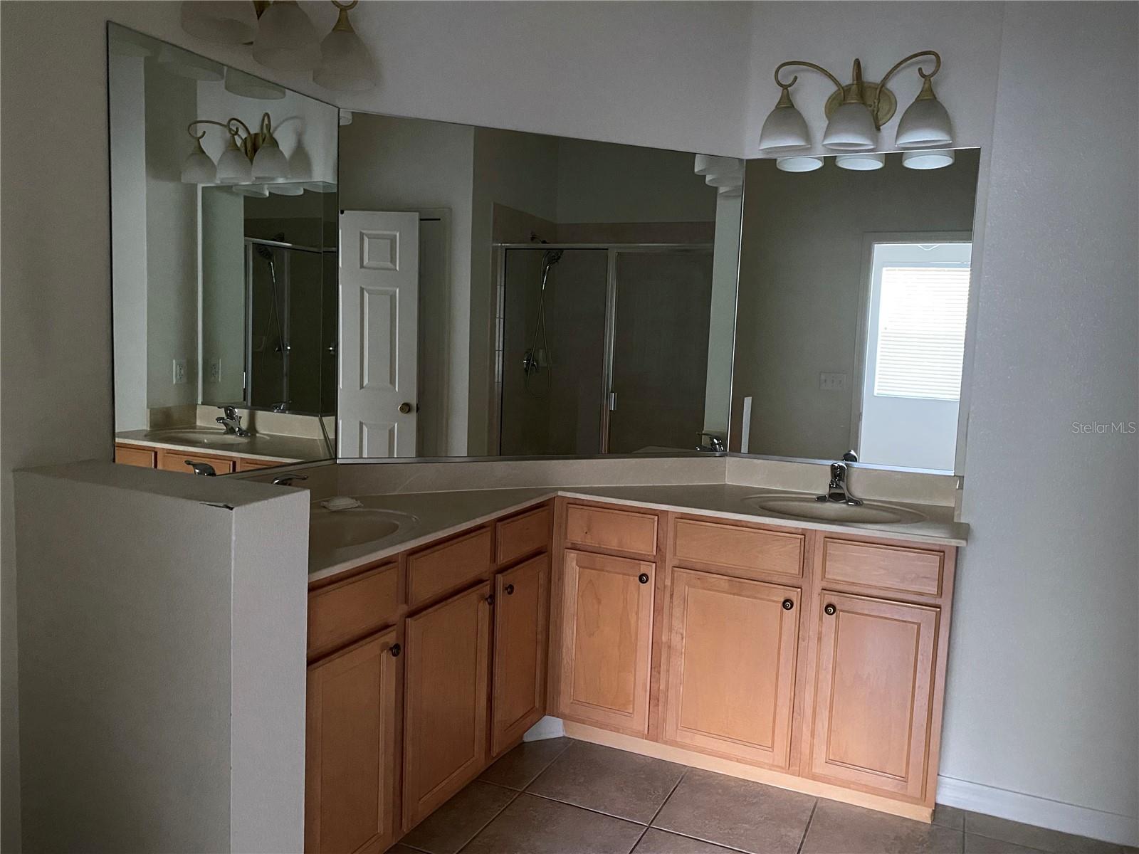 3721 PARKRIDGE CIR #6-104, SARASOTA, FL, 34243