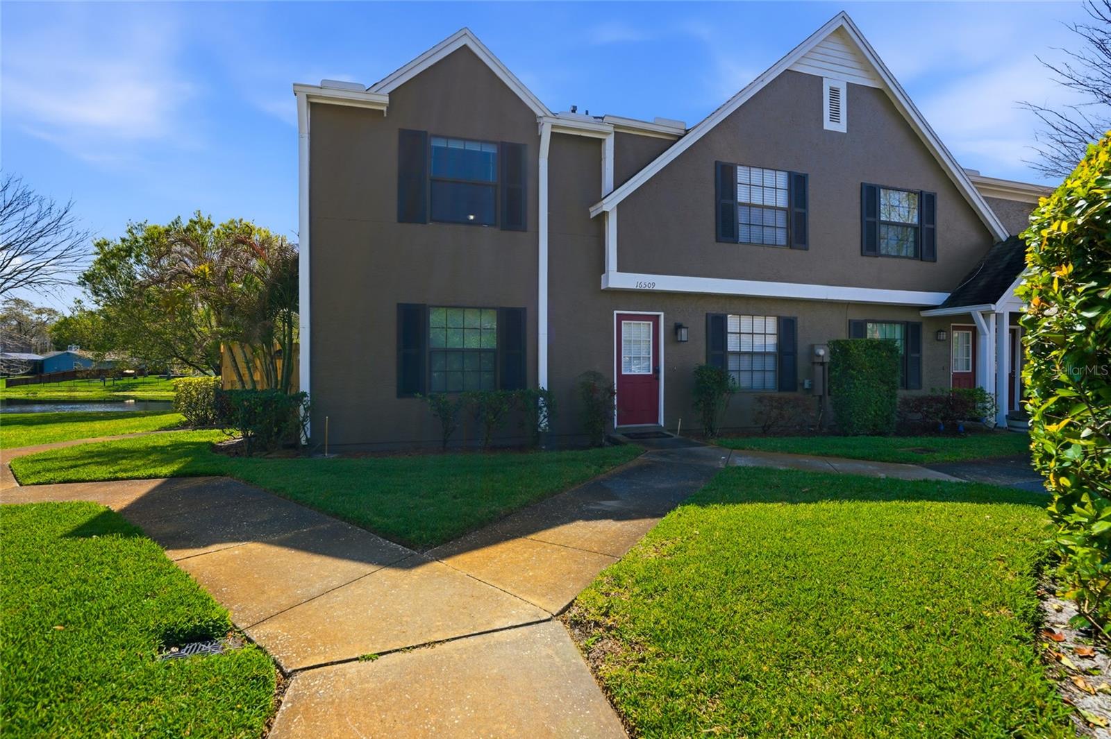 16511 LAKE BRIGADOON CIR, TAMPA, FL, 33618