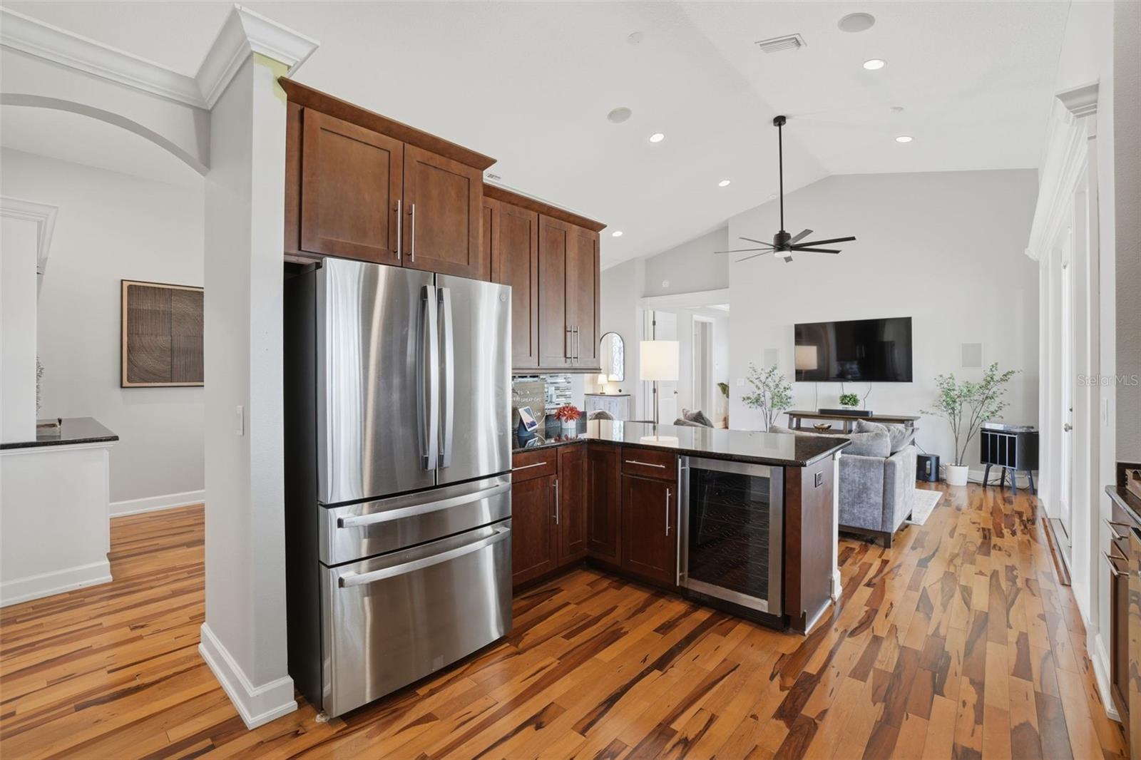 834 MILLSHORE DR, CHULUOTA, FL, 32766